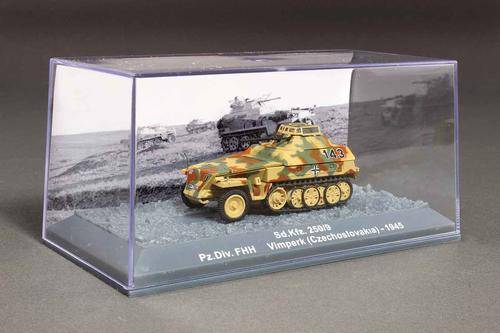 Half-track Sd.Kfz. 250/9 Pz.Div.FHH Vimperk Czechoslovakia 1945 1/72
